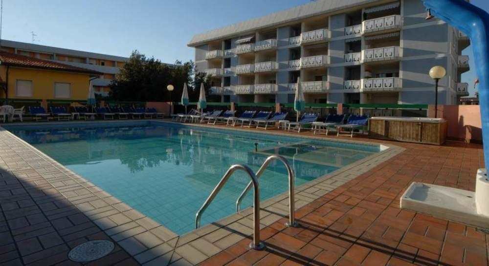 Hotel Amburgo بيبيوني المظهر الخارجي الصورة