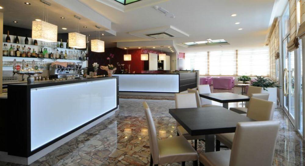 Hotel Amburgo بيبيوني المظهر الخارجي الصورة