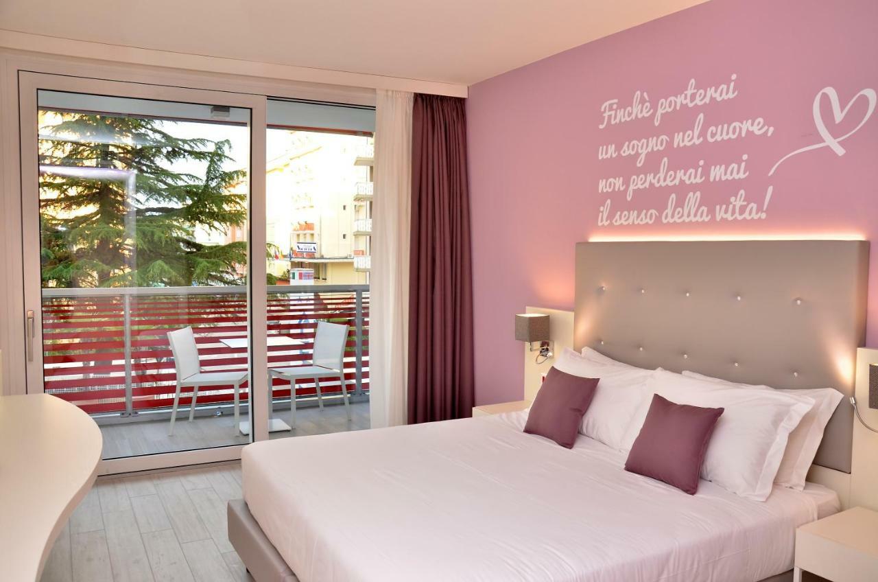 Hotel Amburgo بيبيوني المظهر الخارجي الصورة