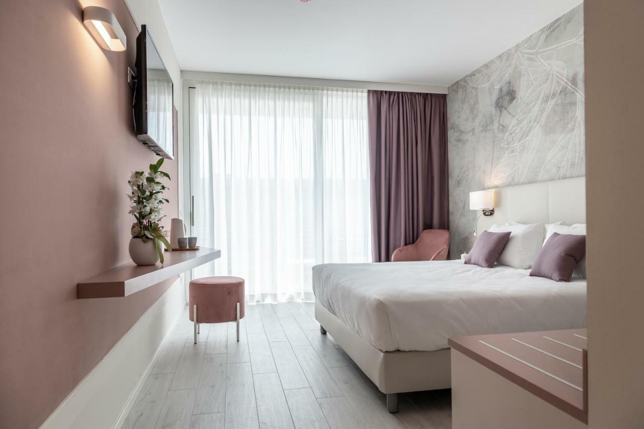 Hotel Amburgo بيبيوني المظهر الخارجي الصورة