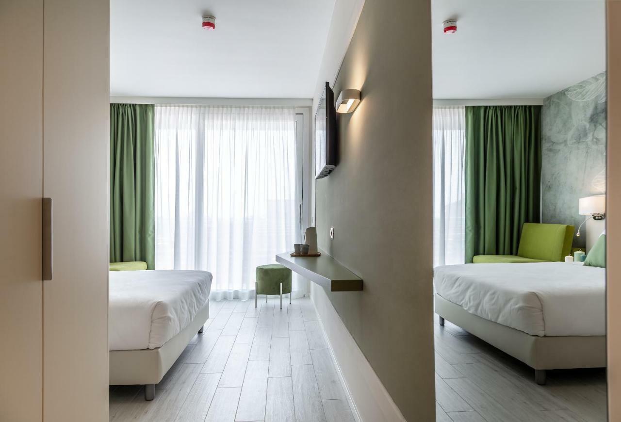 Hotel Amburgo بيبيوني المظهر الخارجي الصورة