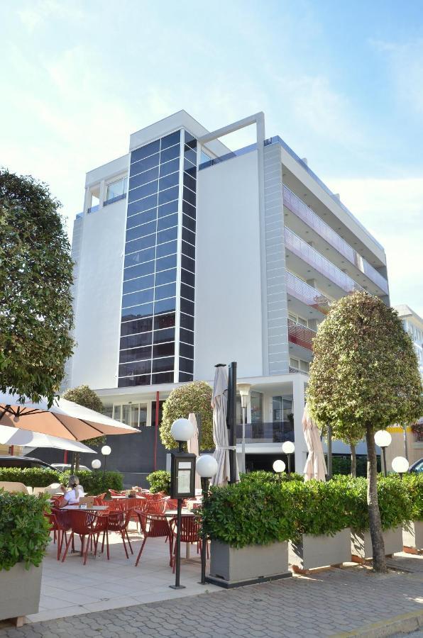 Hotel Amburgo بيبيوني المظهر الخارجي الصورة